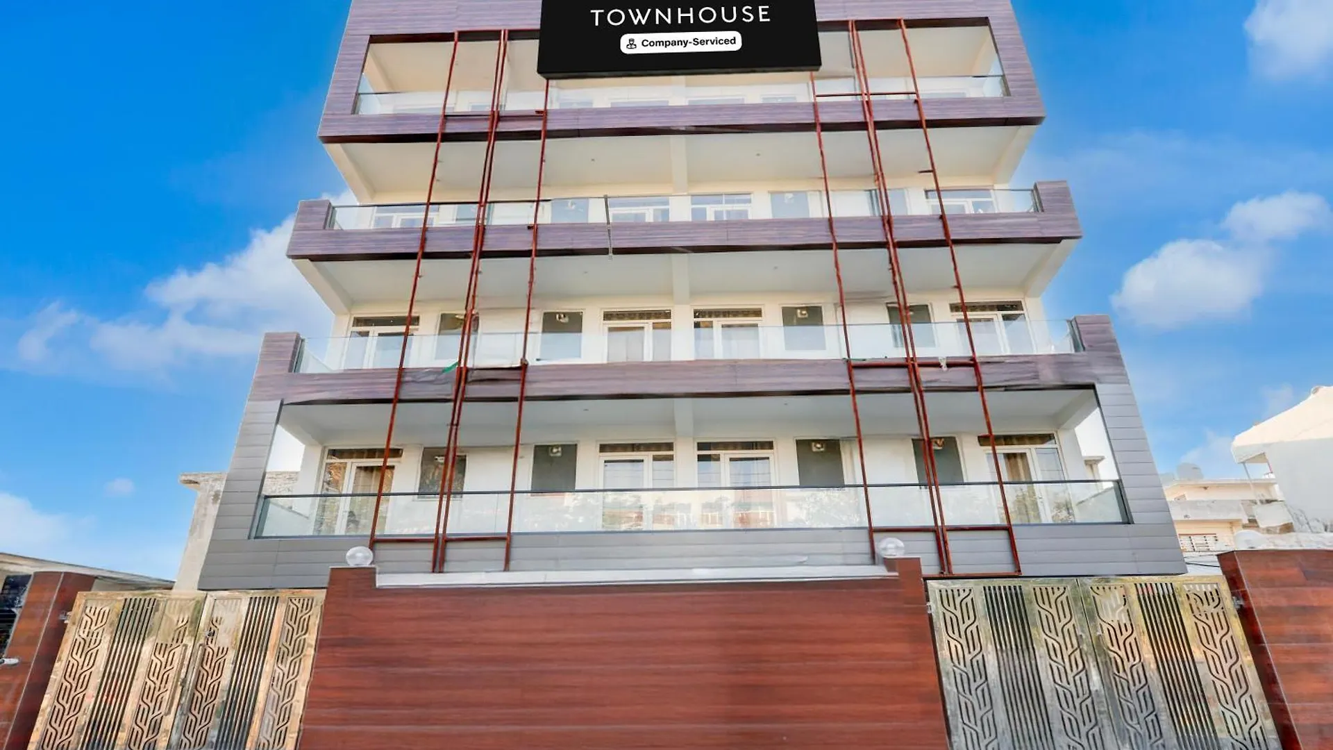 Super Townhouse Sector 1 Manesar Hotel Gurgaon