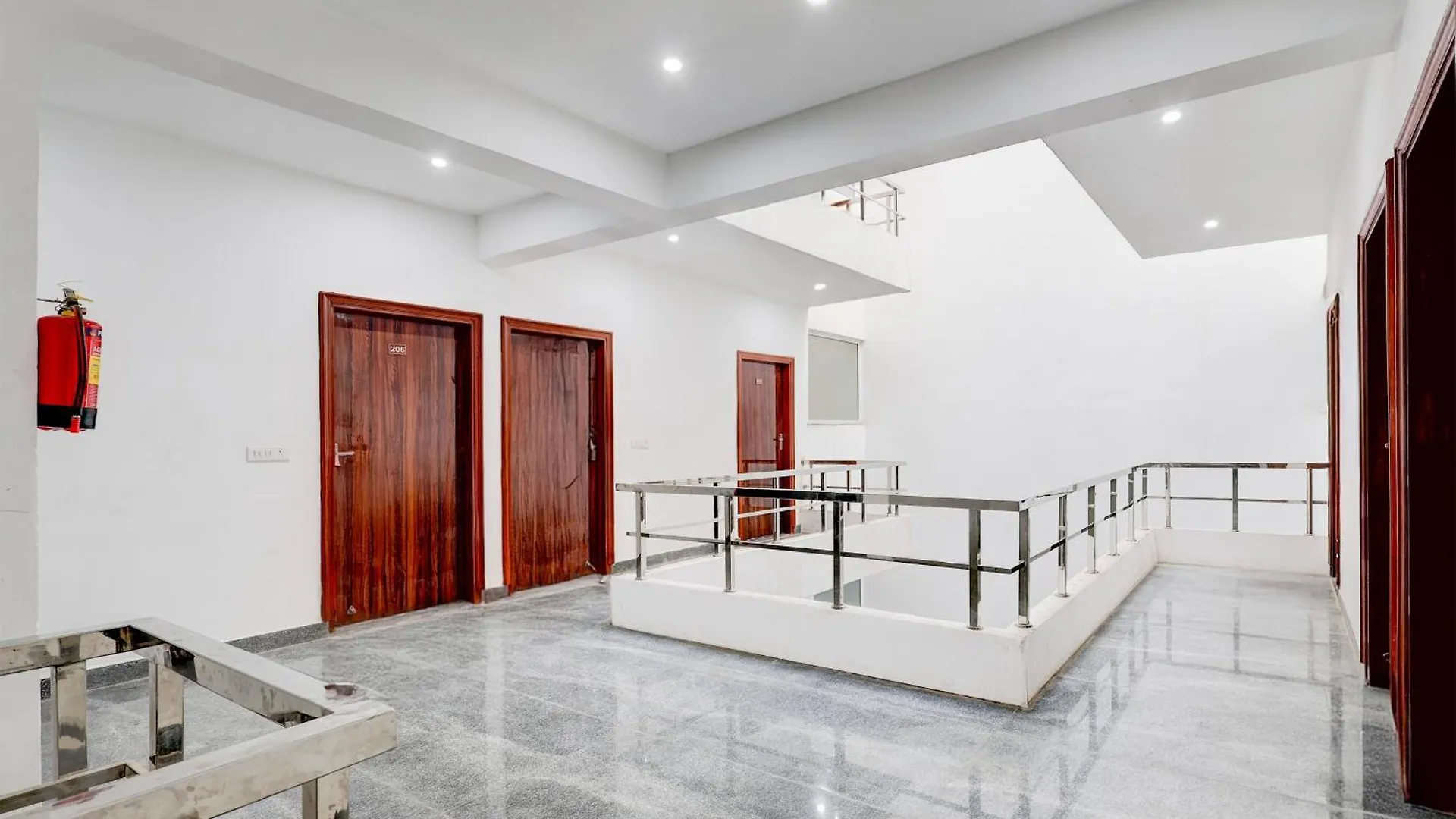 Super Townhouse Sector 1 Manesar Hotel Gurgaon Indien