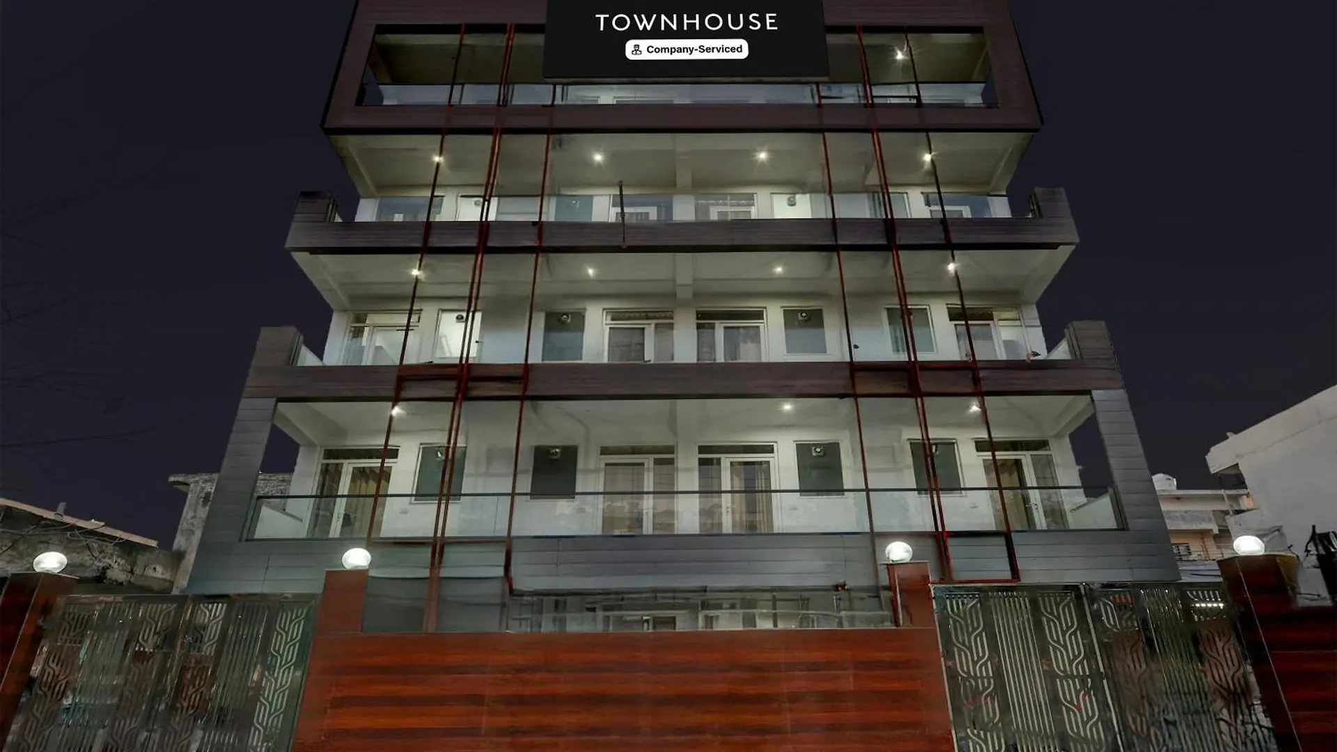 Super Townhouse Sector 1 Manesar Hotel Gurgaon