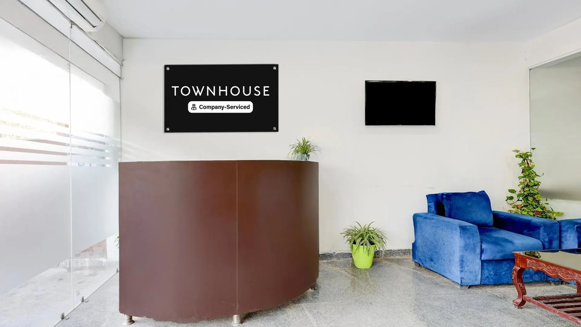 Super Townhouse Sector 1 Manesar Hotel Gurgaon